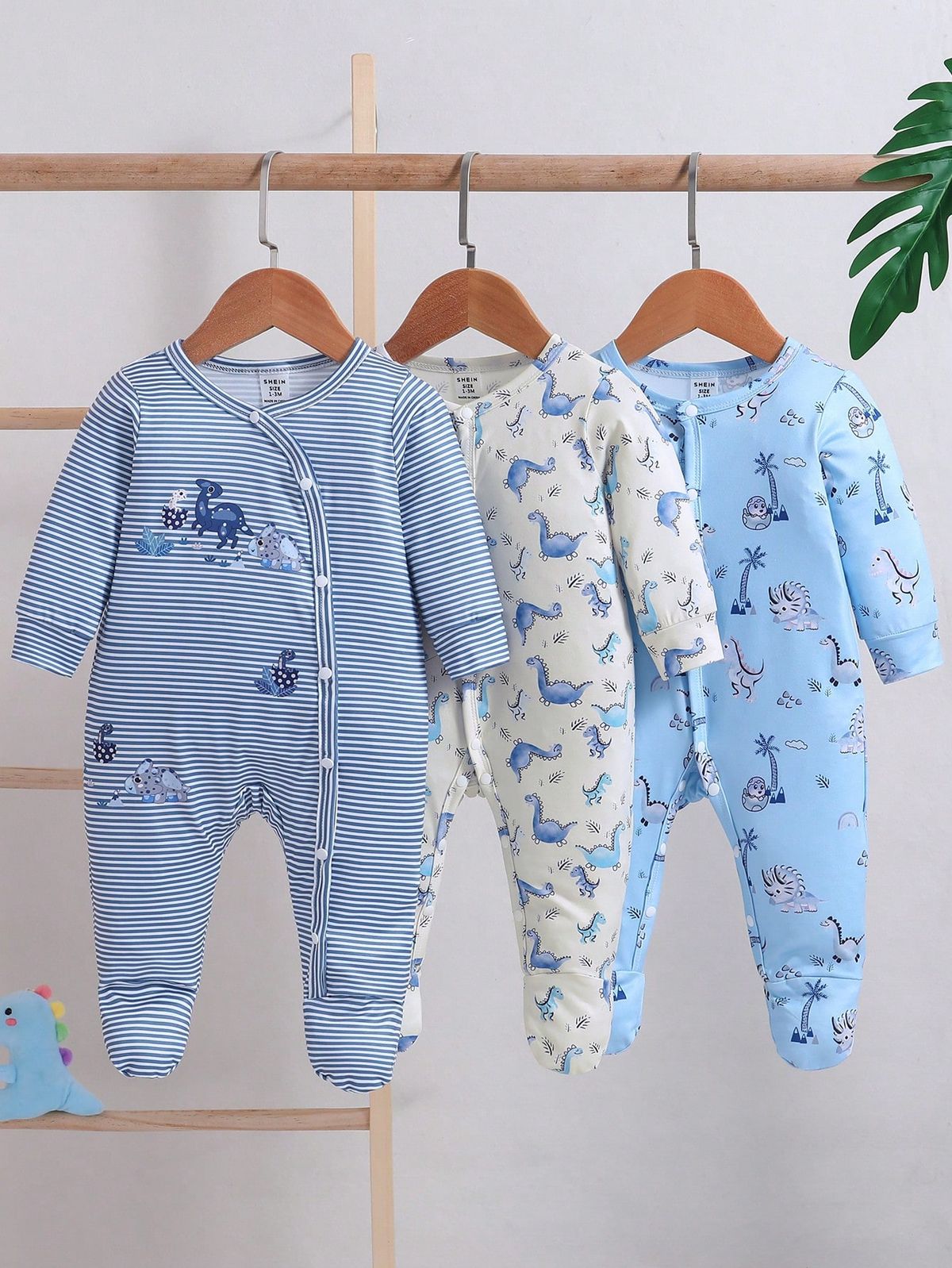 SET DE MAMELUCOS TALLA 6-9 MESES + PAÑITOS HUMEDOS